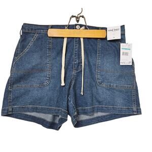 NWT Nine West Size 16 Blue Denim Drawstring Shorts